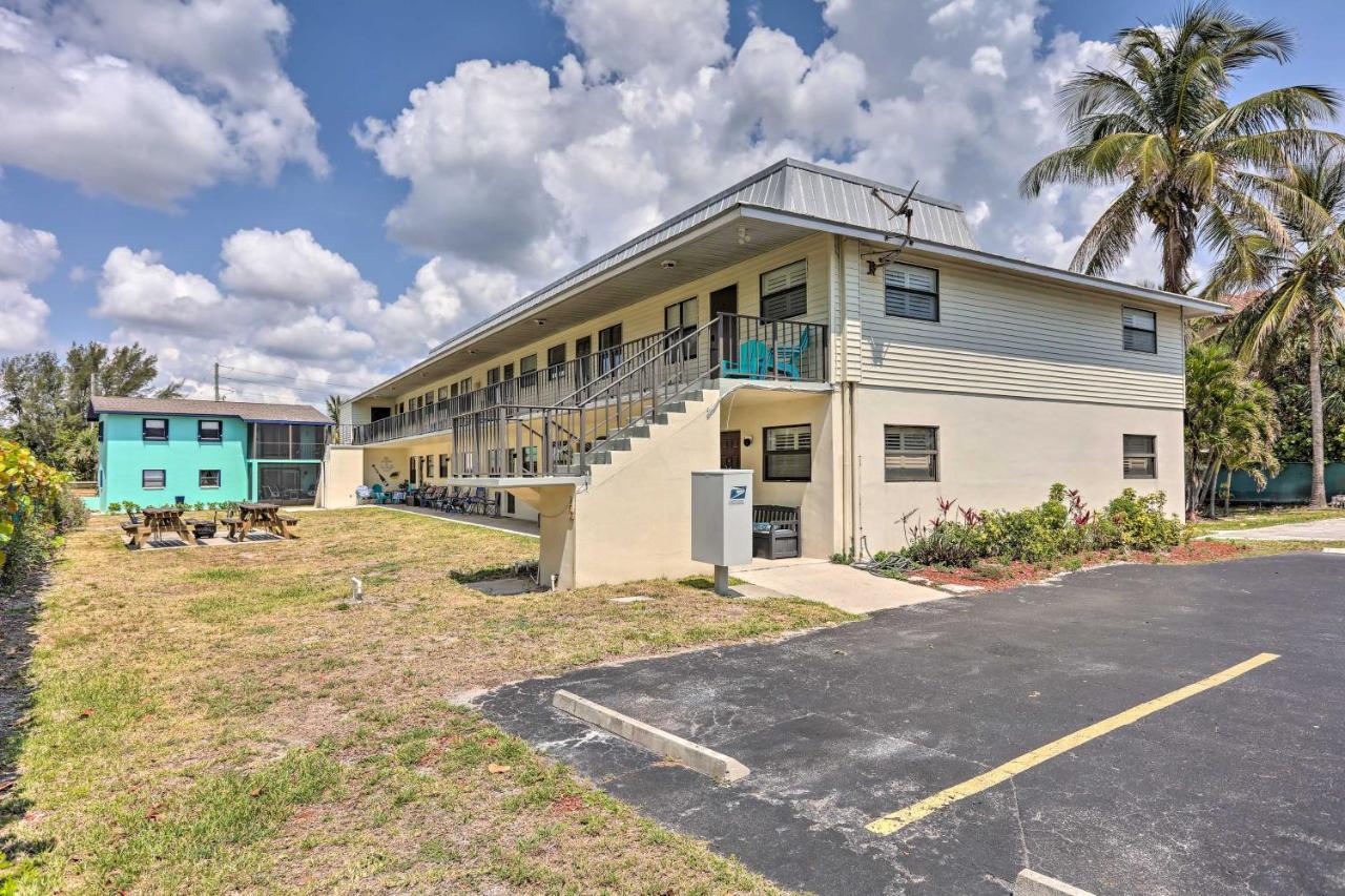 Apartment Idyllic Pierce Retreat - Walk To Beach!