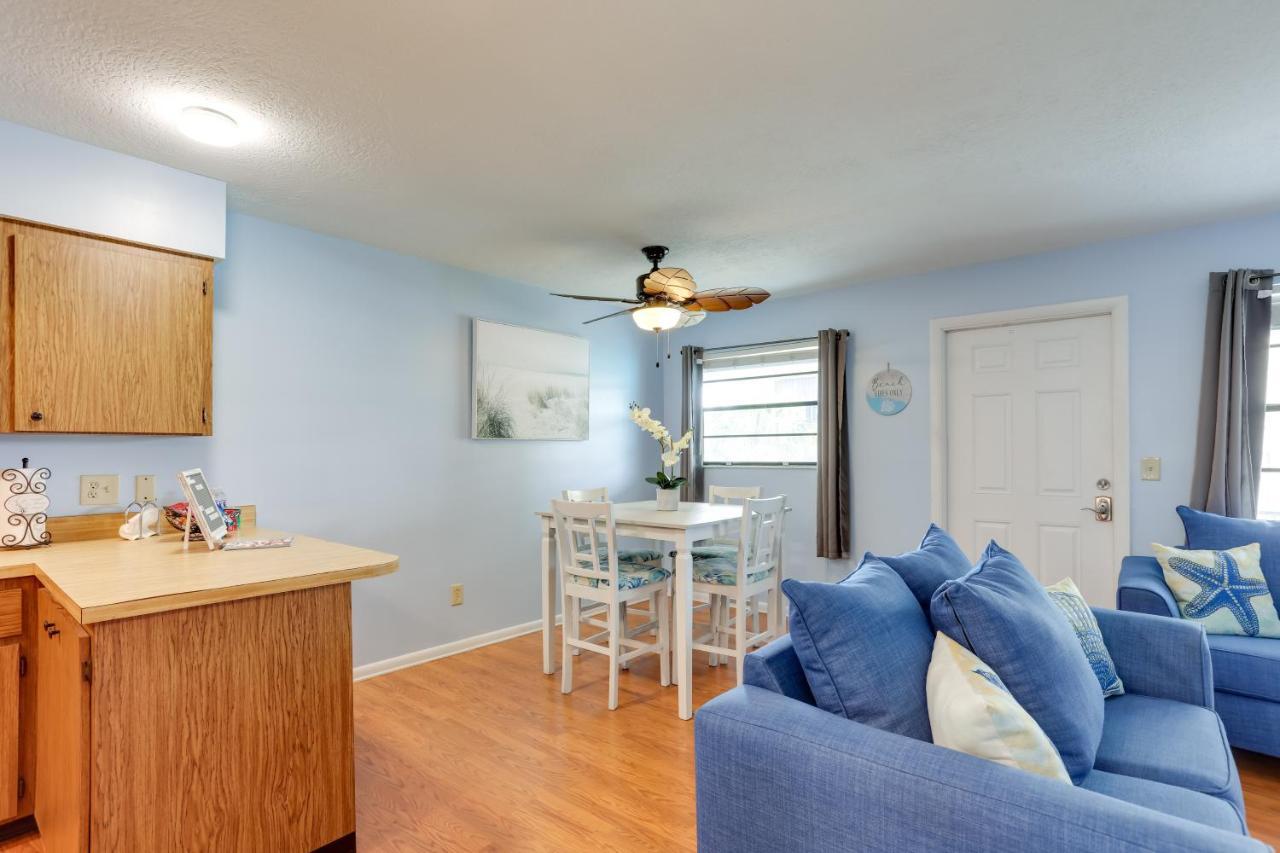 Apartment Idyllic Pierce Retreat - Walk To Beach! Fort Pierce