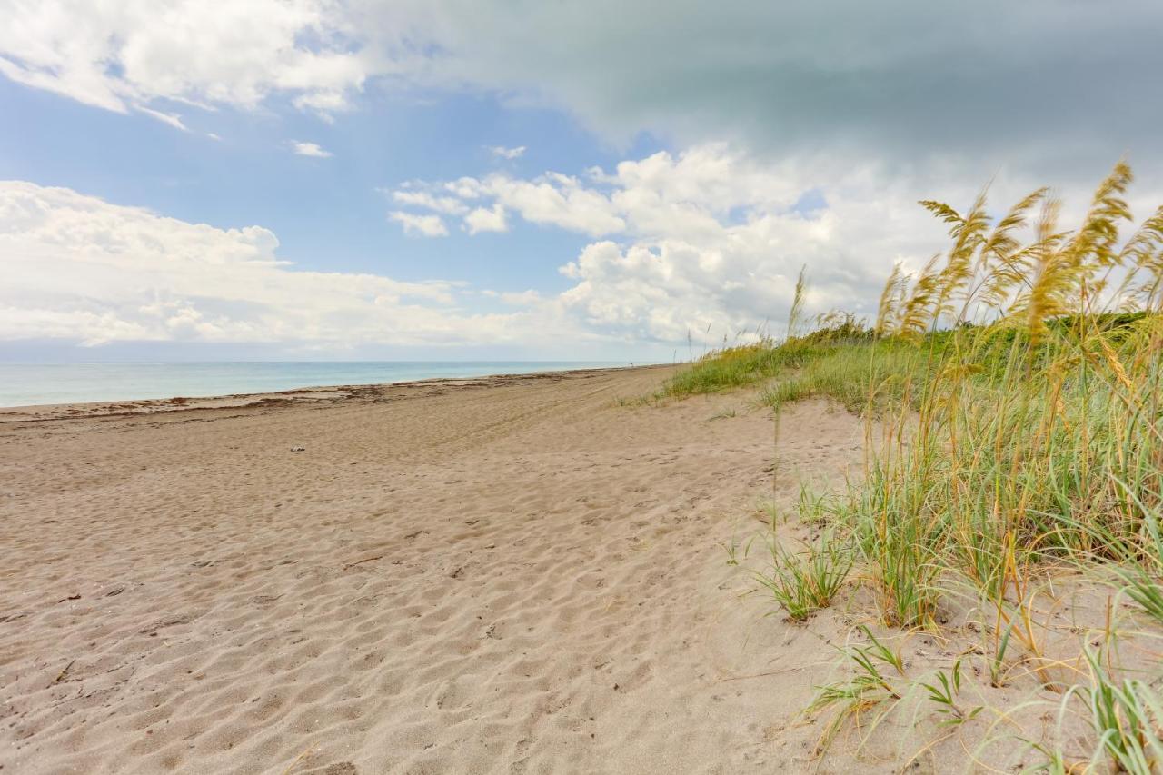 Idyllic Pierce Retreat - Walk To Beach! * Fort Pierce